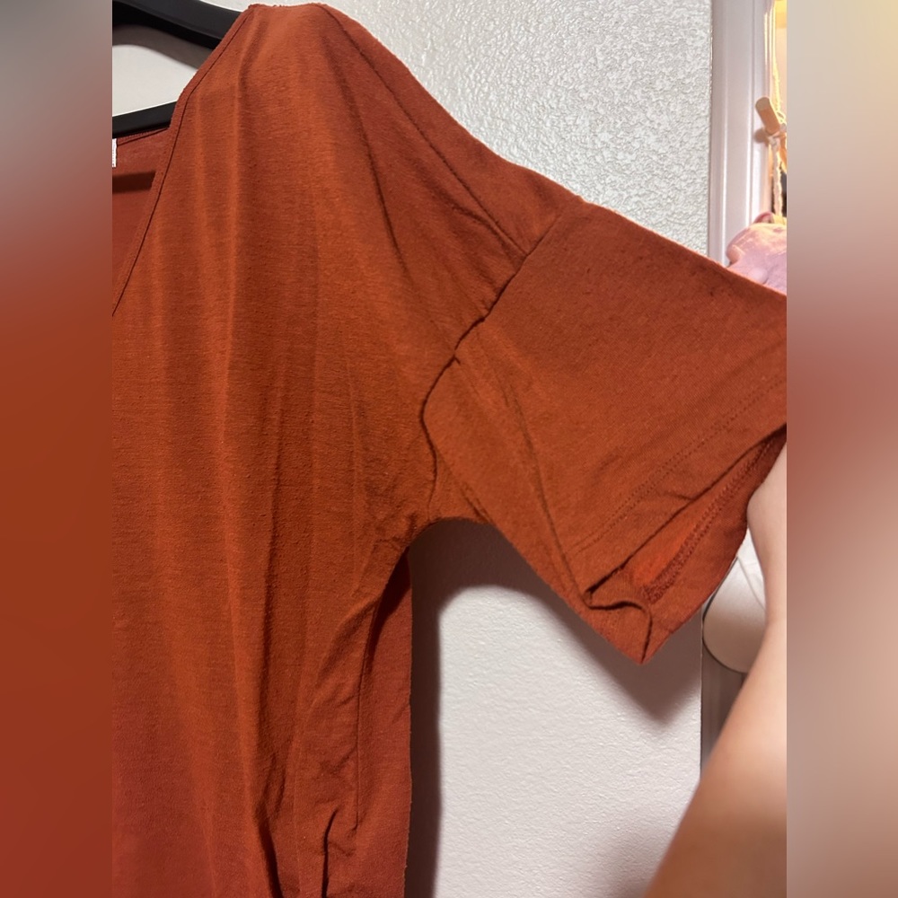 Old Navy Burnt orange short sleeve long top- size xl - Picture 4 of 10